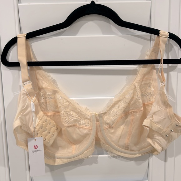 Woman’s Supportive Underwire Bra Non-padded with Bow - Picture 2 of 2